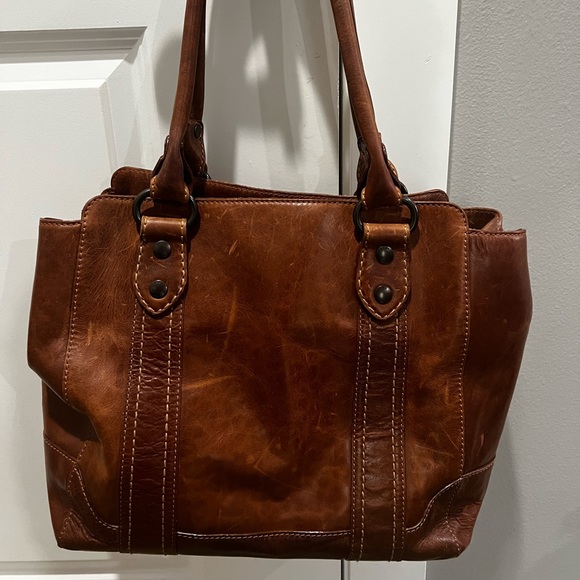 Frye cognac leather Melissa tote (large) and matching zip around (large) wallet - Picture 2 of 14